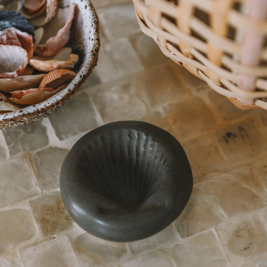 Shell Ring Dish | Bark Brown