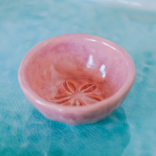 Mini Cowrie Flower Bowl | Berry - *Discounted*