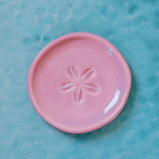 Cowrie Flower Small Dish | Berry