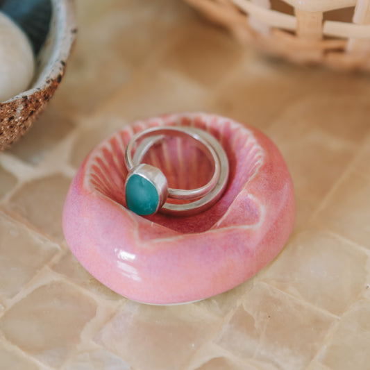 Shell Ring Dish | Berry