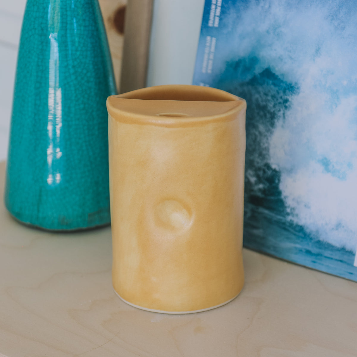 Hibiscus Takeaway Cup | 16oz Island Sun