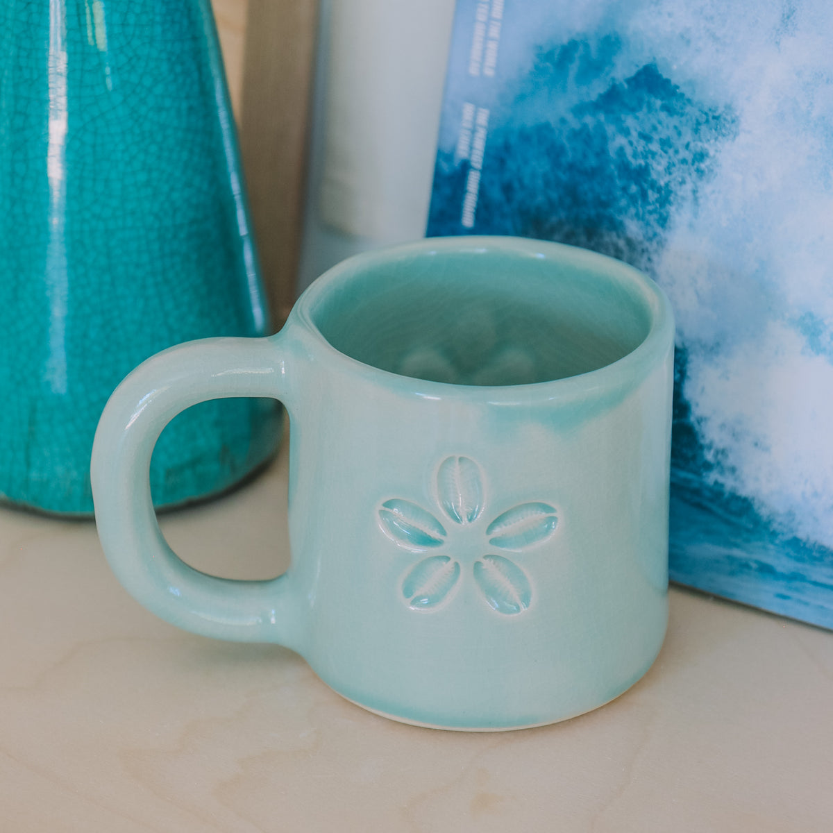 Cowrie Flower Mug | 14oz Water