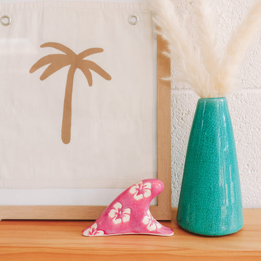 Clean Wave Hibiscus Print | Berry