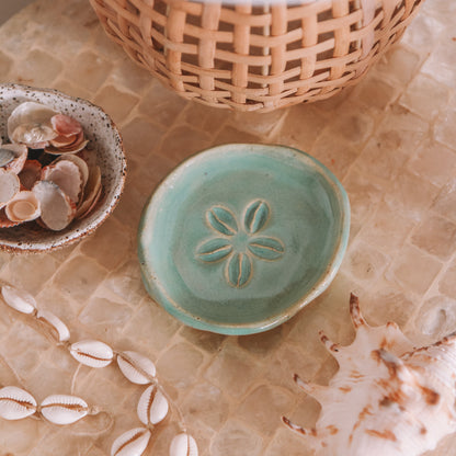 Cowrie Flower Small Dish