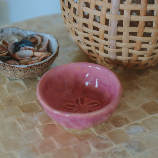 Mini Cowrie Flower Bowl | Berry - *Discounted*