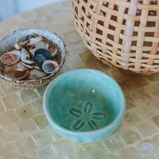 Mini Cowrie Flower Bowl | Water