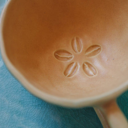 Cowrie Flower Mug | 12oz Island Sun