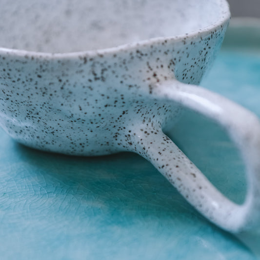 Cowrie Flower Mug | 10oz Speckled Coconut