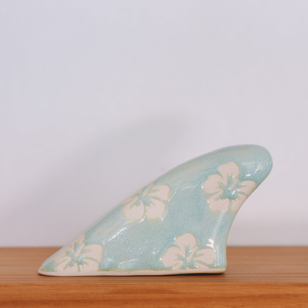 Upright Fin Hibiscus Print | Sea Foam