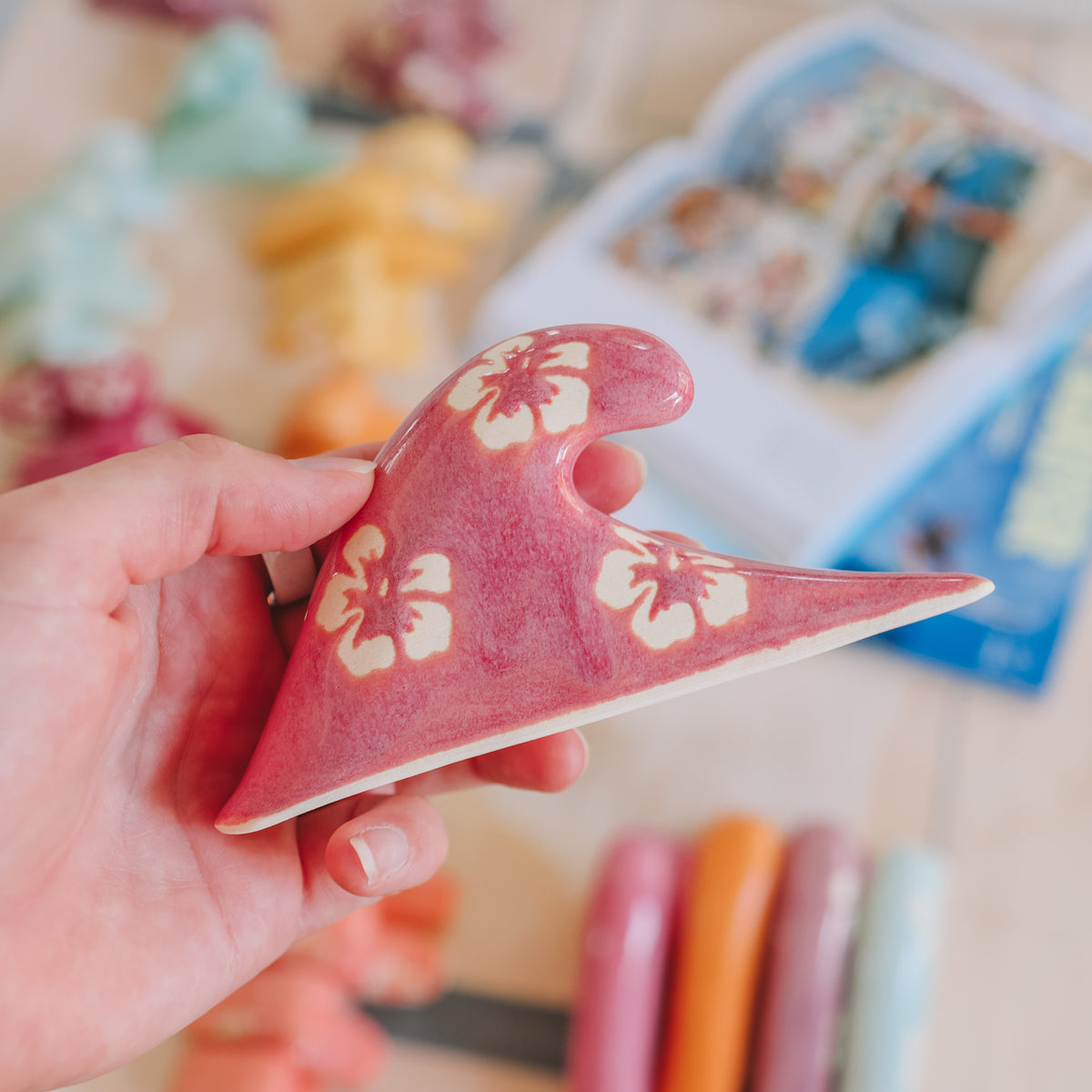 Mini Hibiscus Wave | Berry