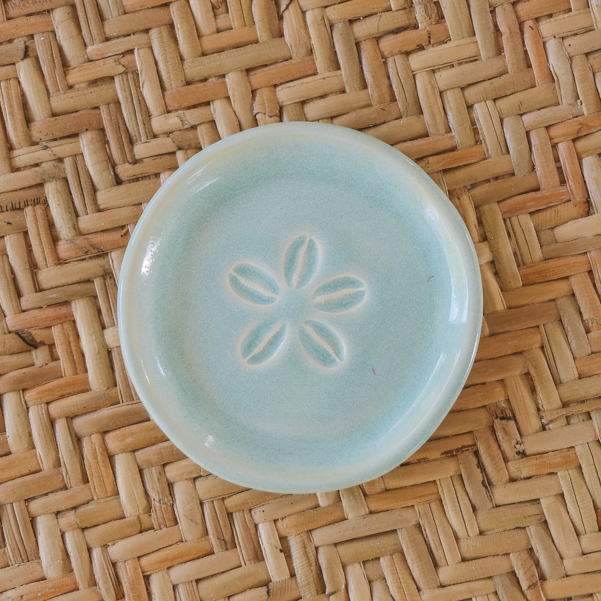 Cowrie Flower Small Dish | Sea Foam