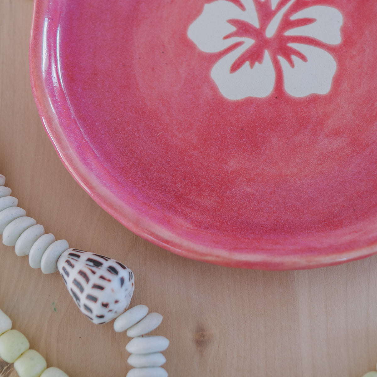 Large Hibiscus Dish | Berry